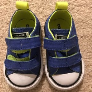 Converse baby boy sneaker -worn once for p…